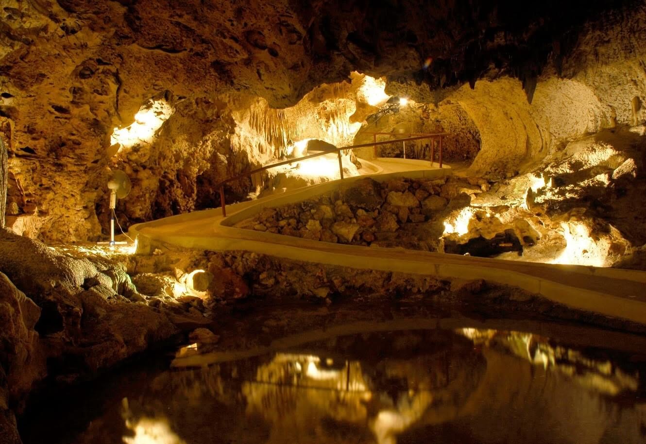 Curaçao Hato Cave